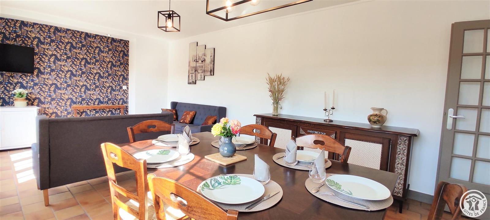 SAINT JUST EN CHAUSSEE Les 2 Coqs