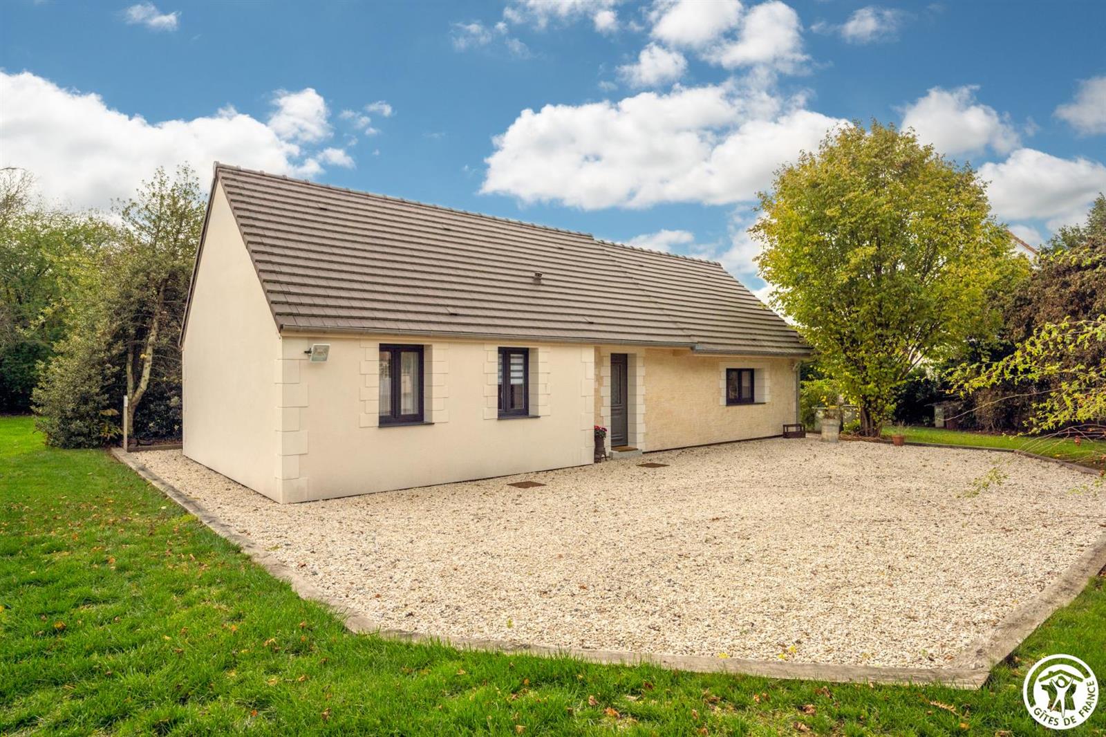 TRACY LE VAL La Petite Cassine