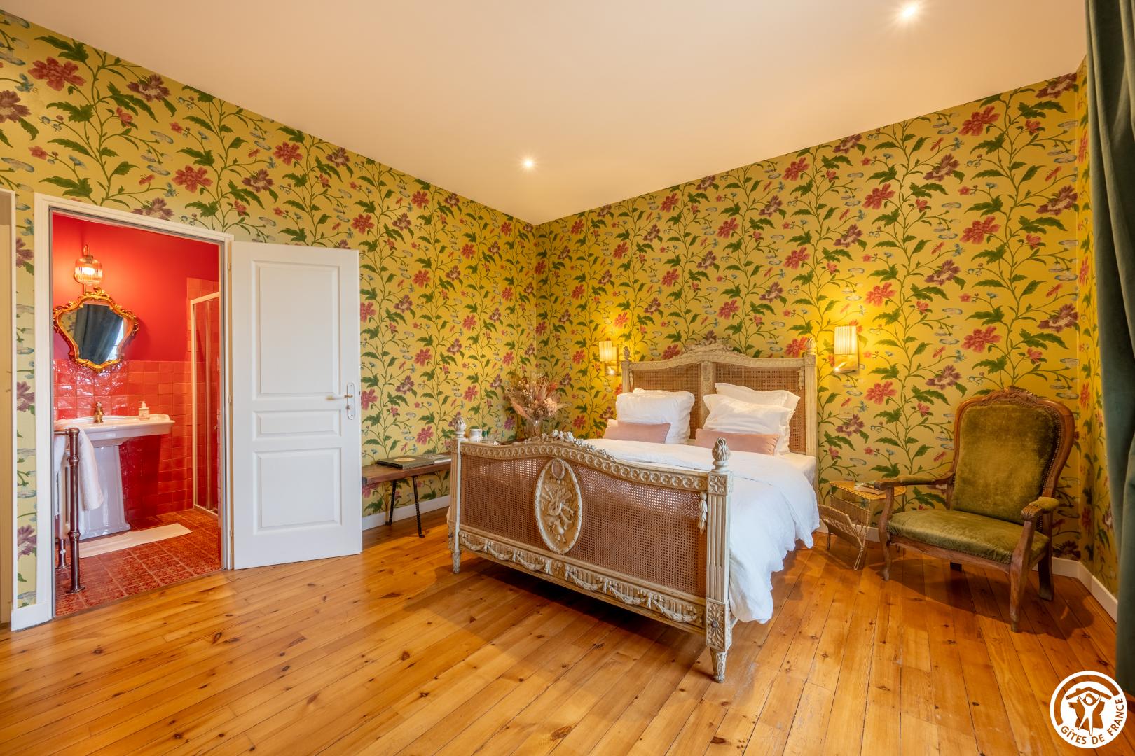 HONDAINVILLE Chambres d'hôtes au Chateau Vert