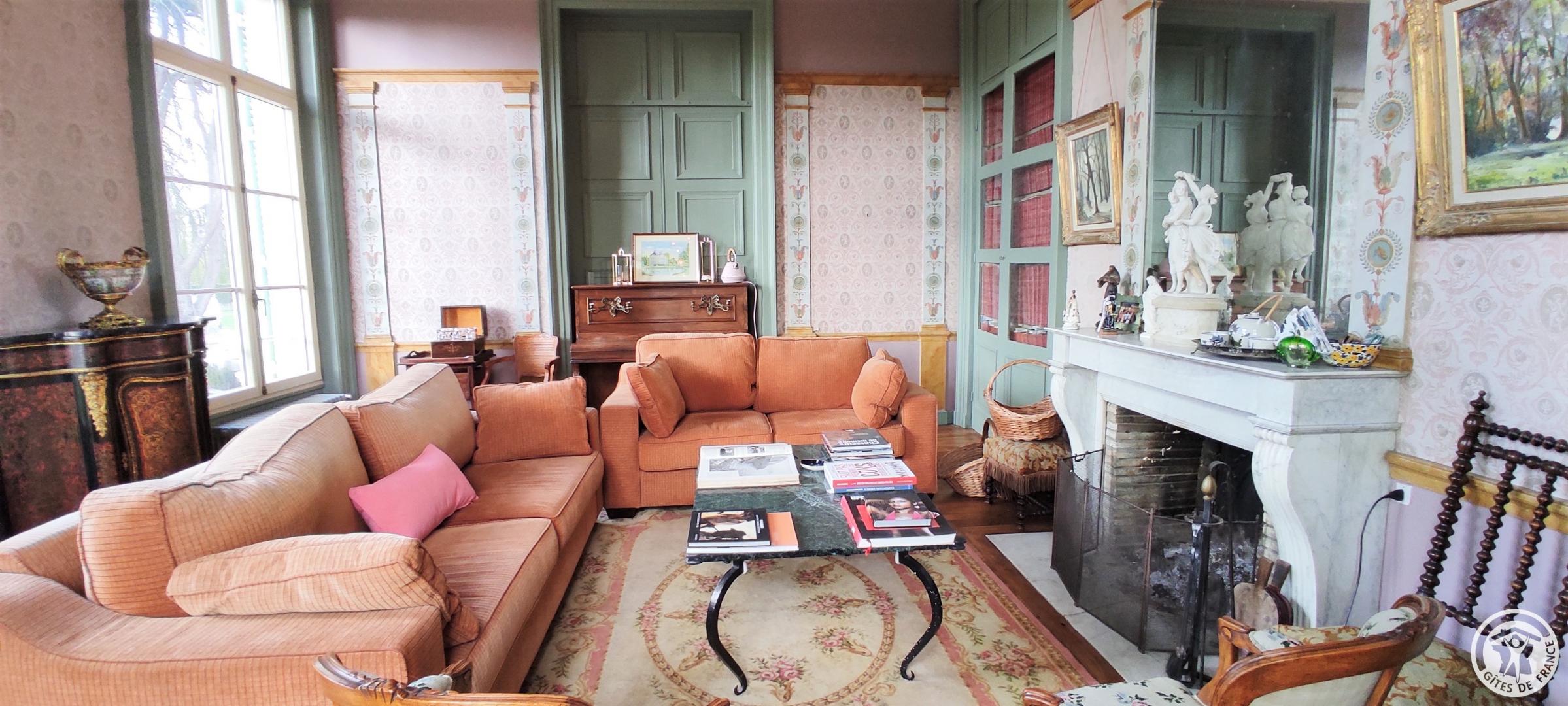 HONDAINVILLE Chambres d'hôtes au Chateau Vert