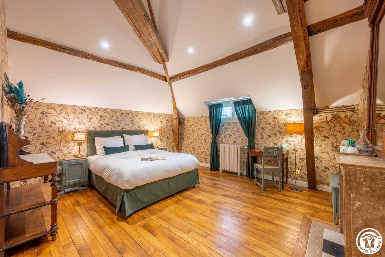 HONDAINVILLE Chambres d'hôtes au Chateau Vert