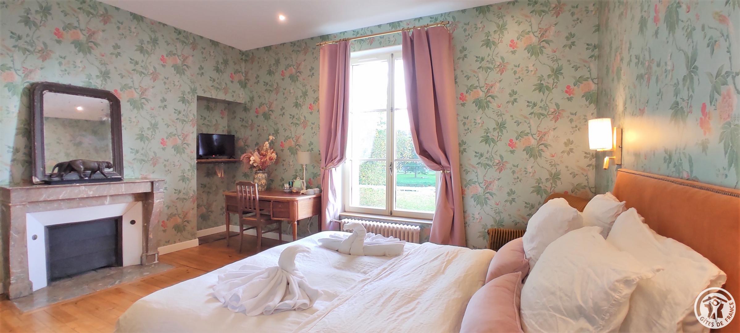 HONDAINVILLE Chambres d'hôtes au Chateau Vert