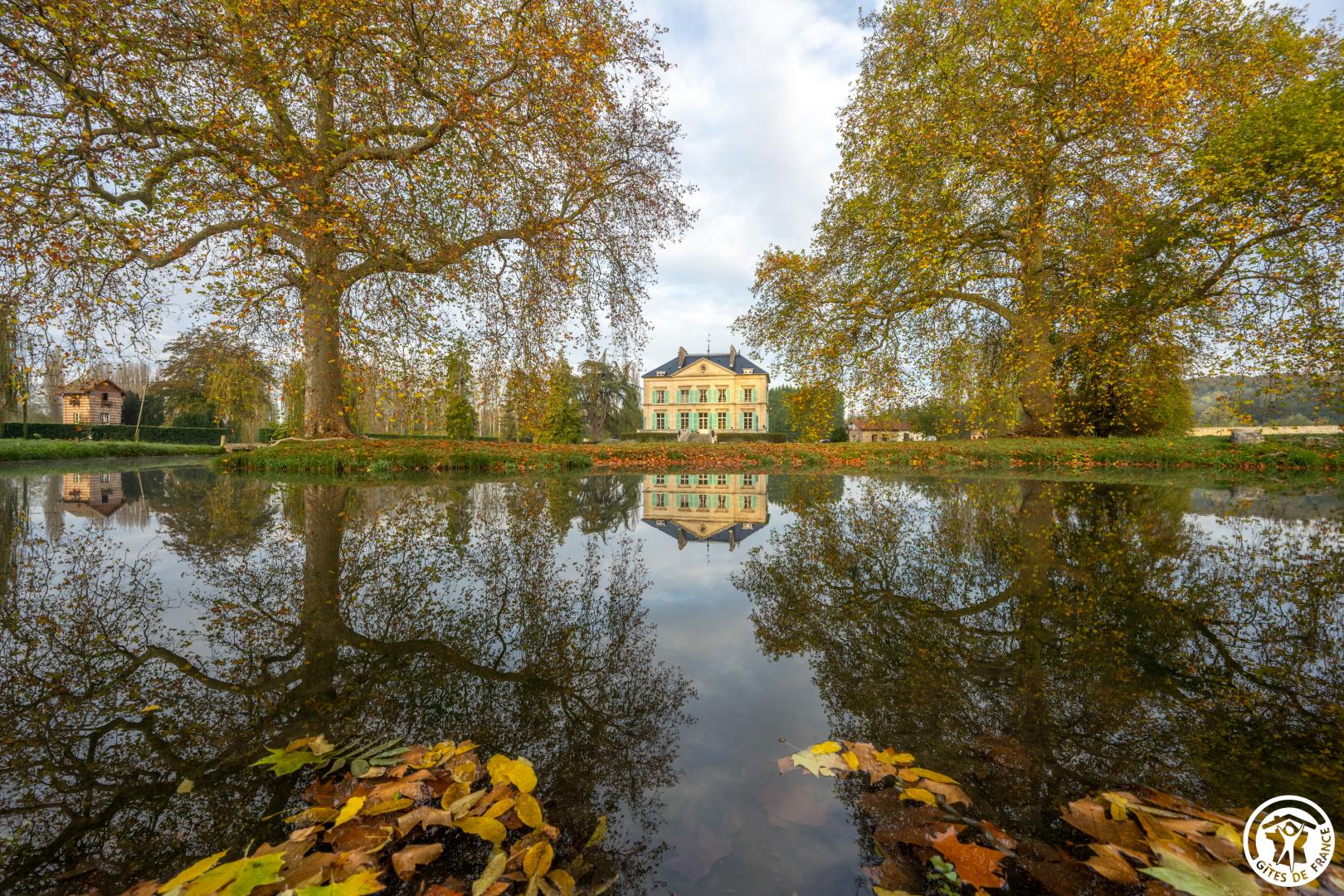 HONDAINVILLE Chambres d'hôtes au Chateau Vert