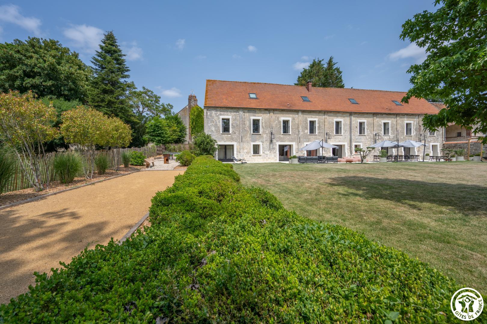 IVRY LE TEMPLE La Commanderie des Templiers