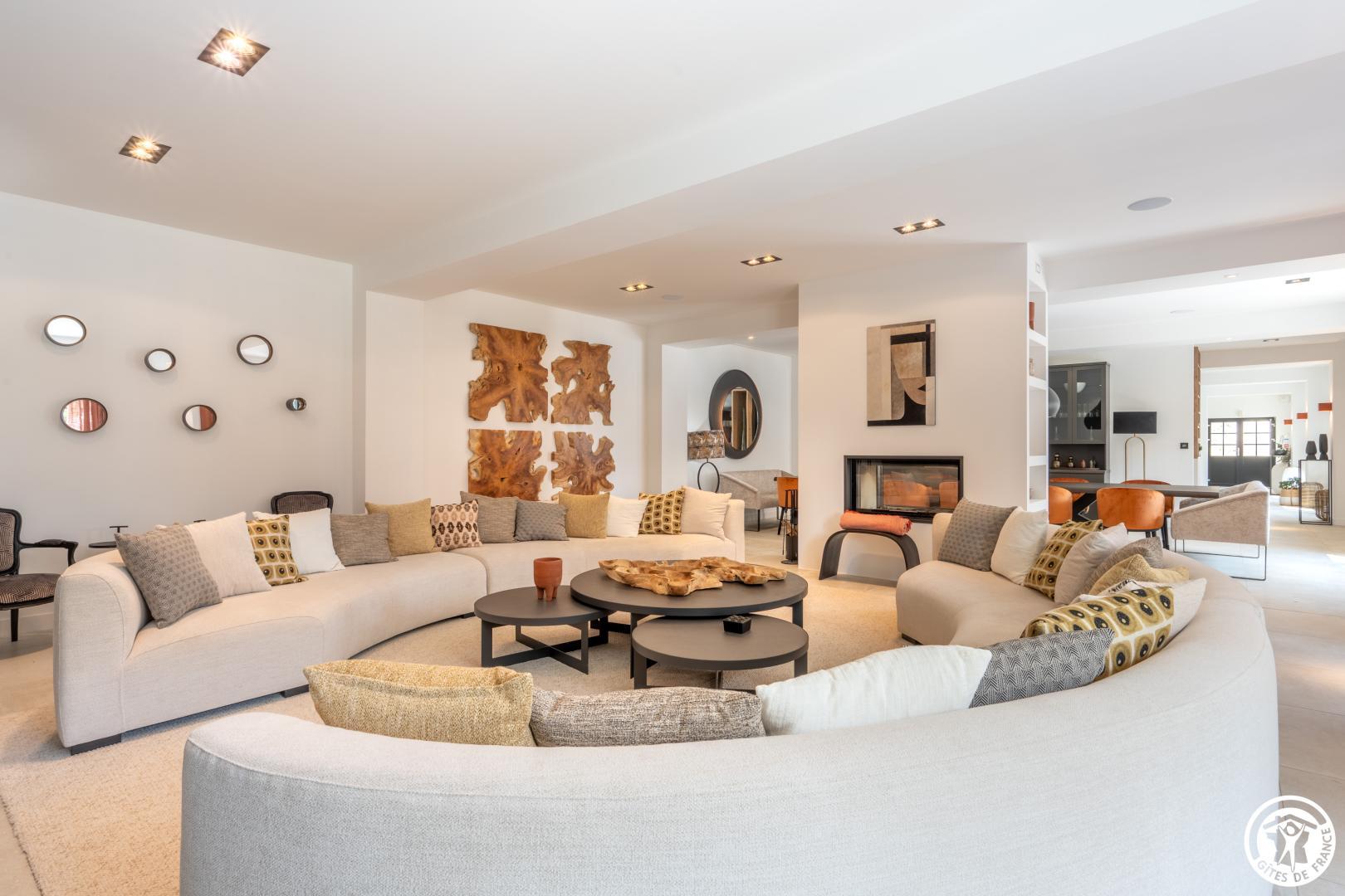 IVRY LE TEMPLE La Commanderie des Templiers