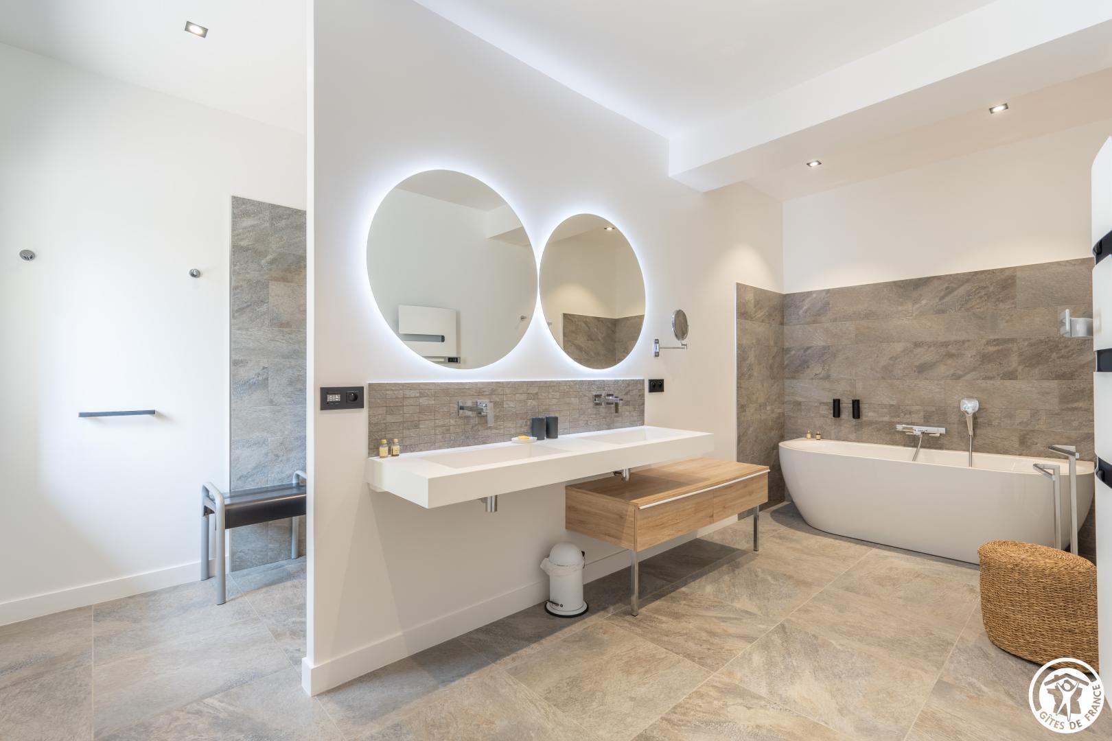 IVRY LE TEMPLE La Commanderie des Templiers