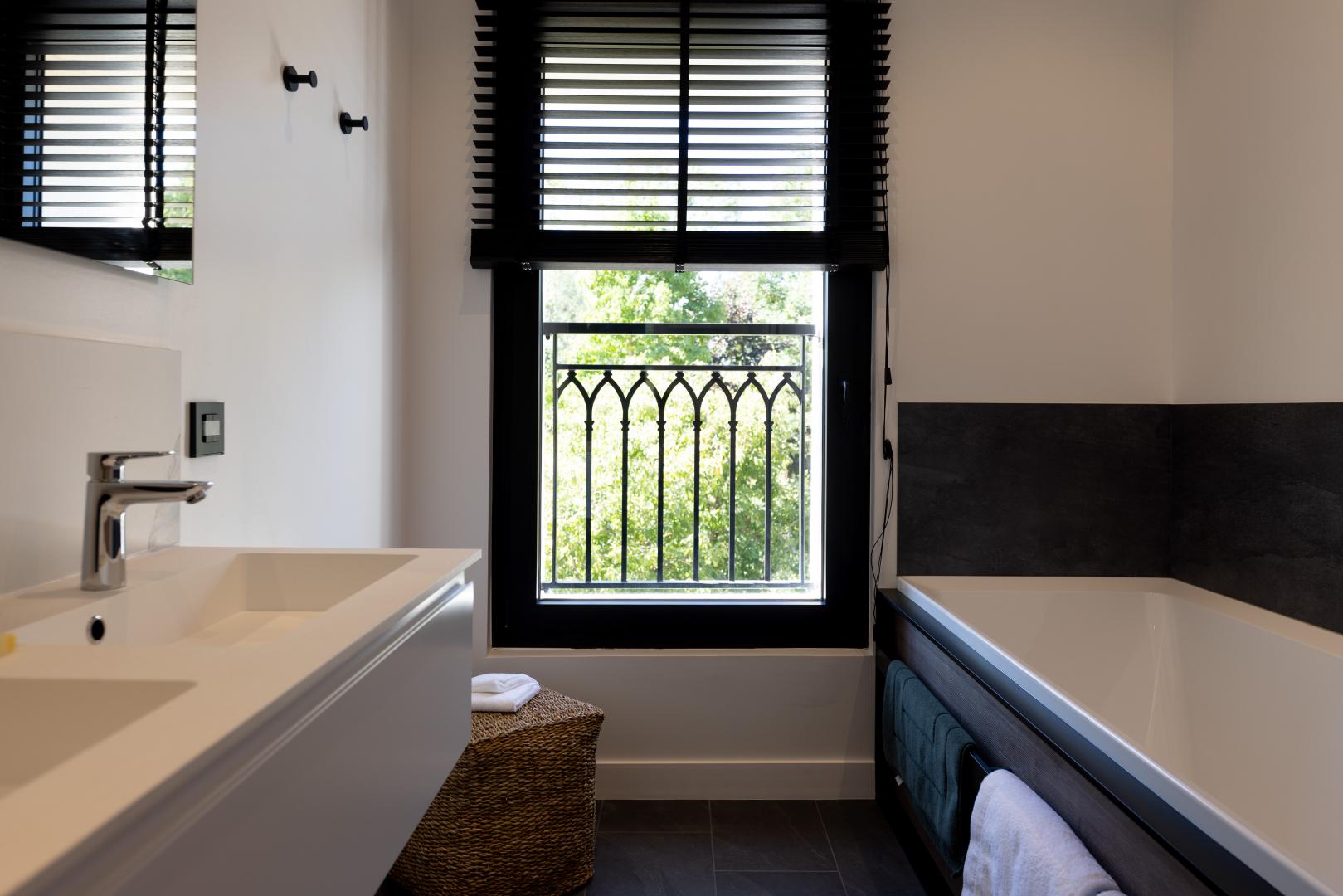 IVRY LE TEMPLE La Commanderie des Templiers