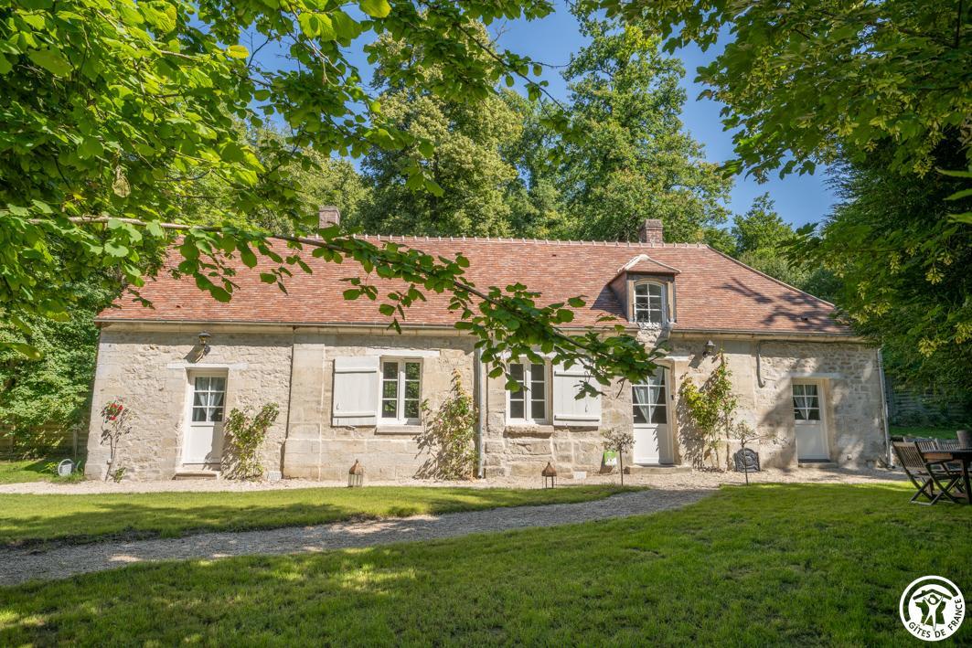 MORIENVAL La belle aux bois