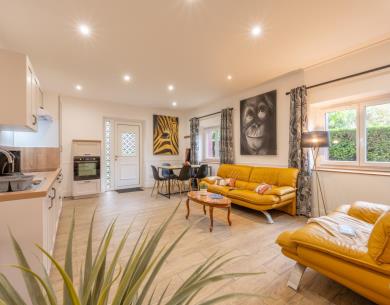 CHAMBLY Les Tomettes