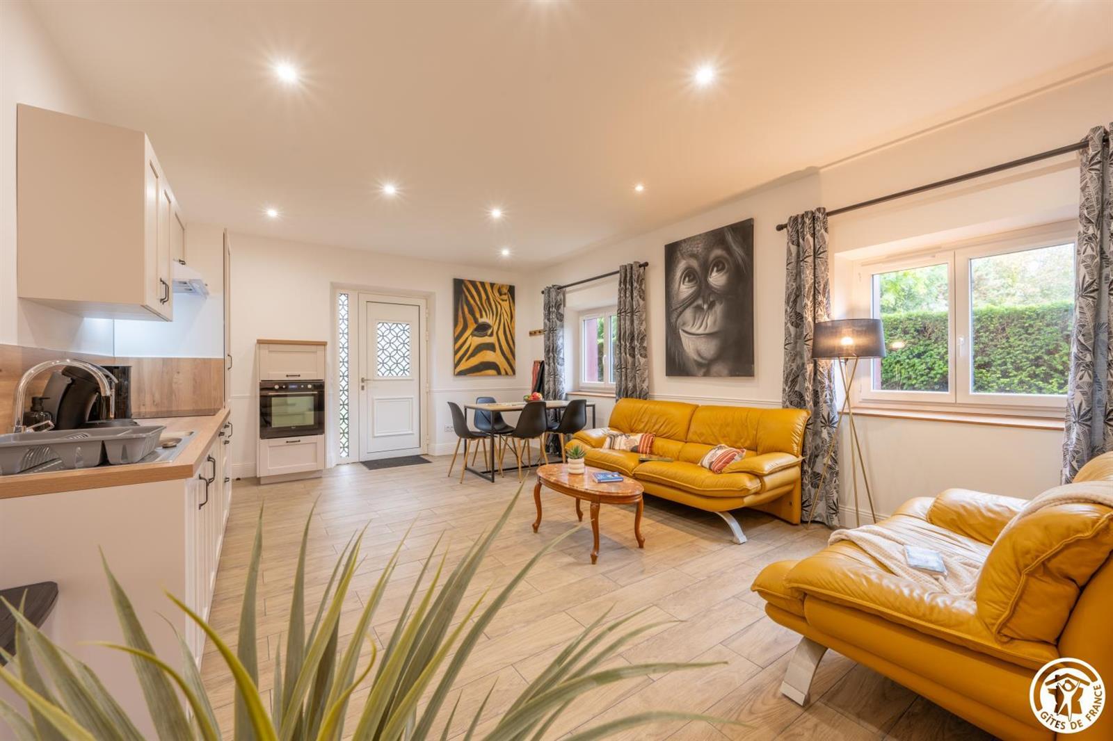 CHAMBLY Les Tomettes