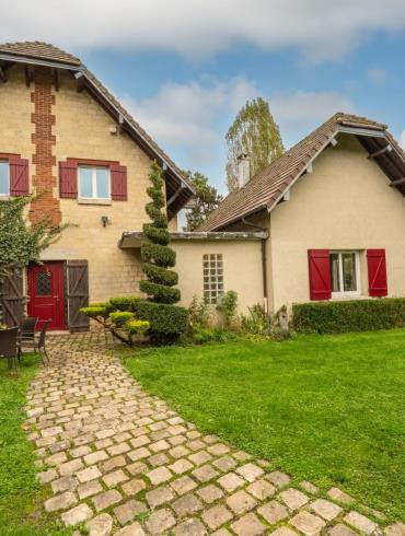 CHAMBLY Les Tomettes