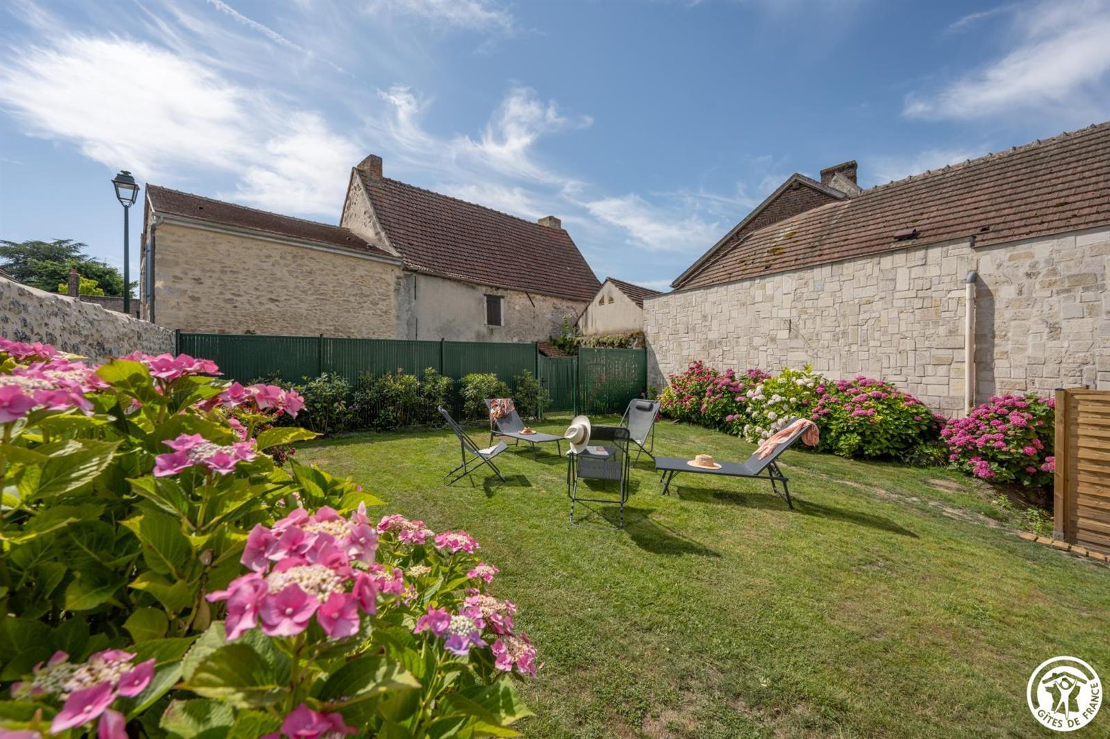 BARBERY La Grange Patton