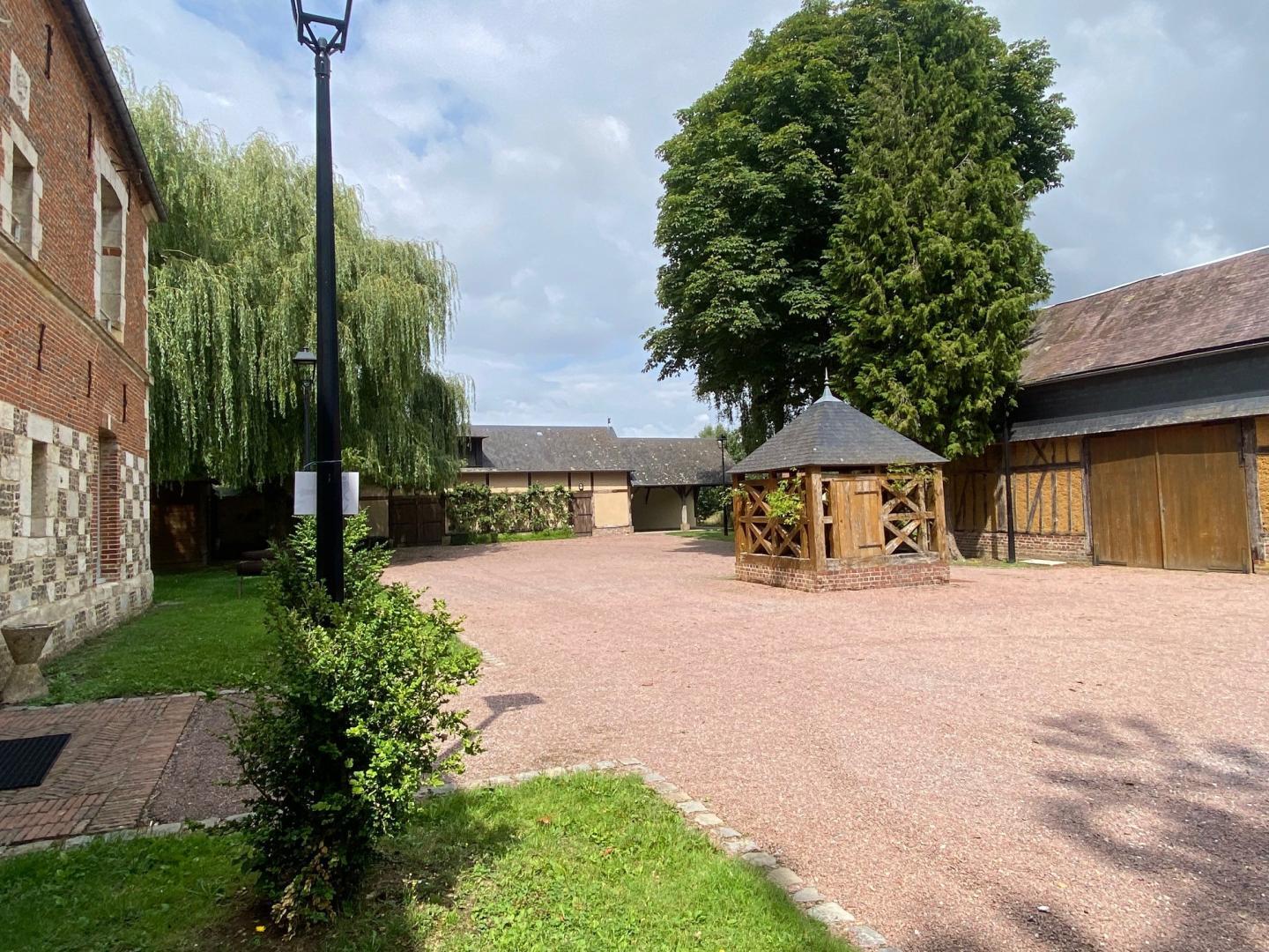 SOMMEREUX La commanderie