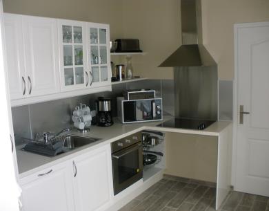 JONQUIERES L'étable