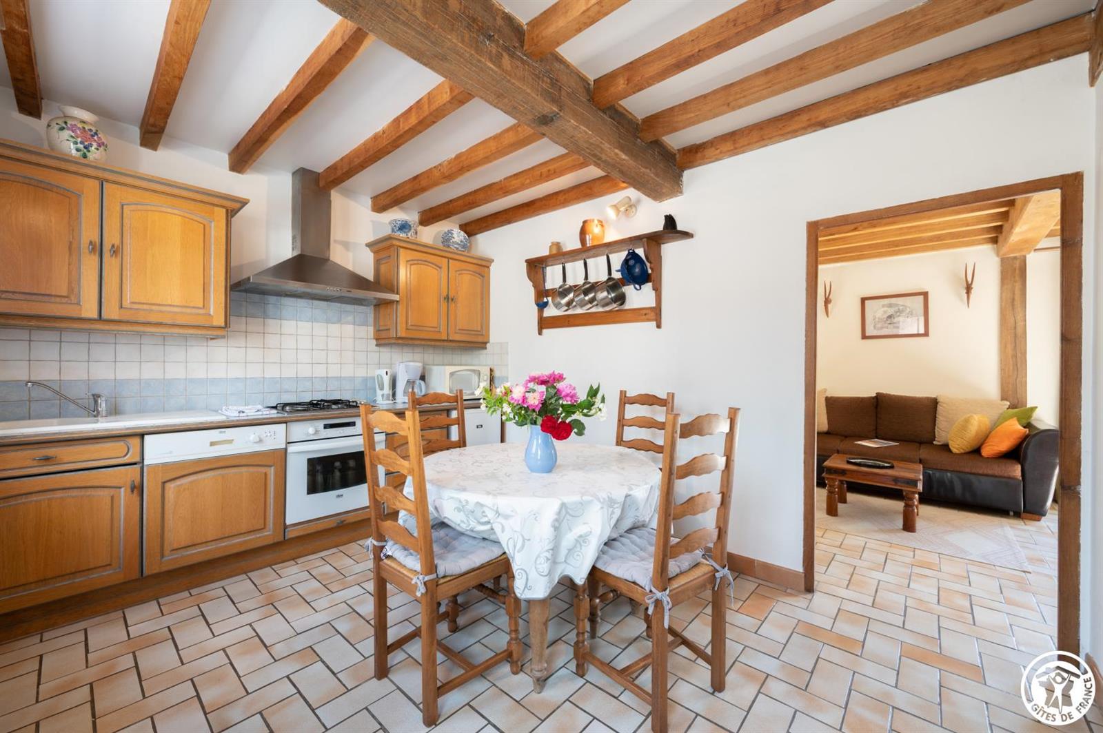 CREVECOEUR-LE-GRAND Gîte de Mme Becquet
