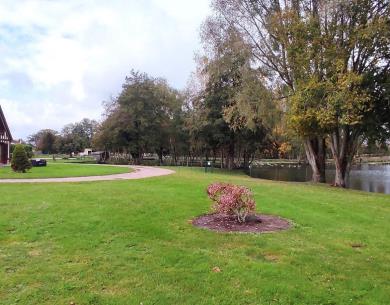 SAINT-GERMER-DE-FLY Le grand chalet