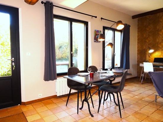 Gite Oise entre senlis et crepy en valois proche Asterix prenez vos repas vue sur le jardin à la campagne 550 (002)