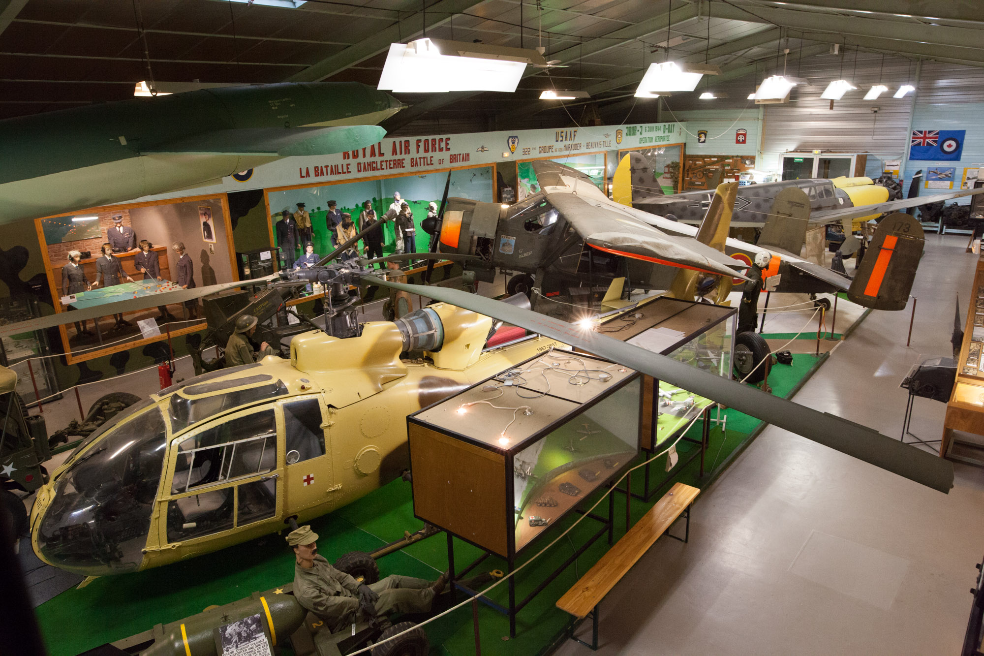 intérieur du musée de warluis, crédit photo : Musée de l'Aviation de Warluis