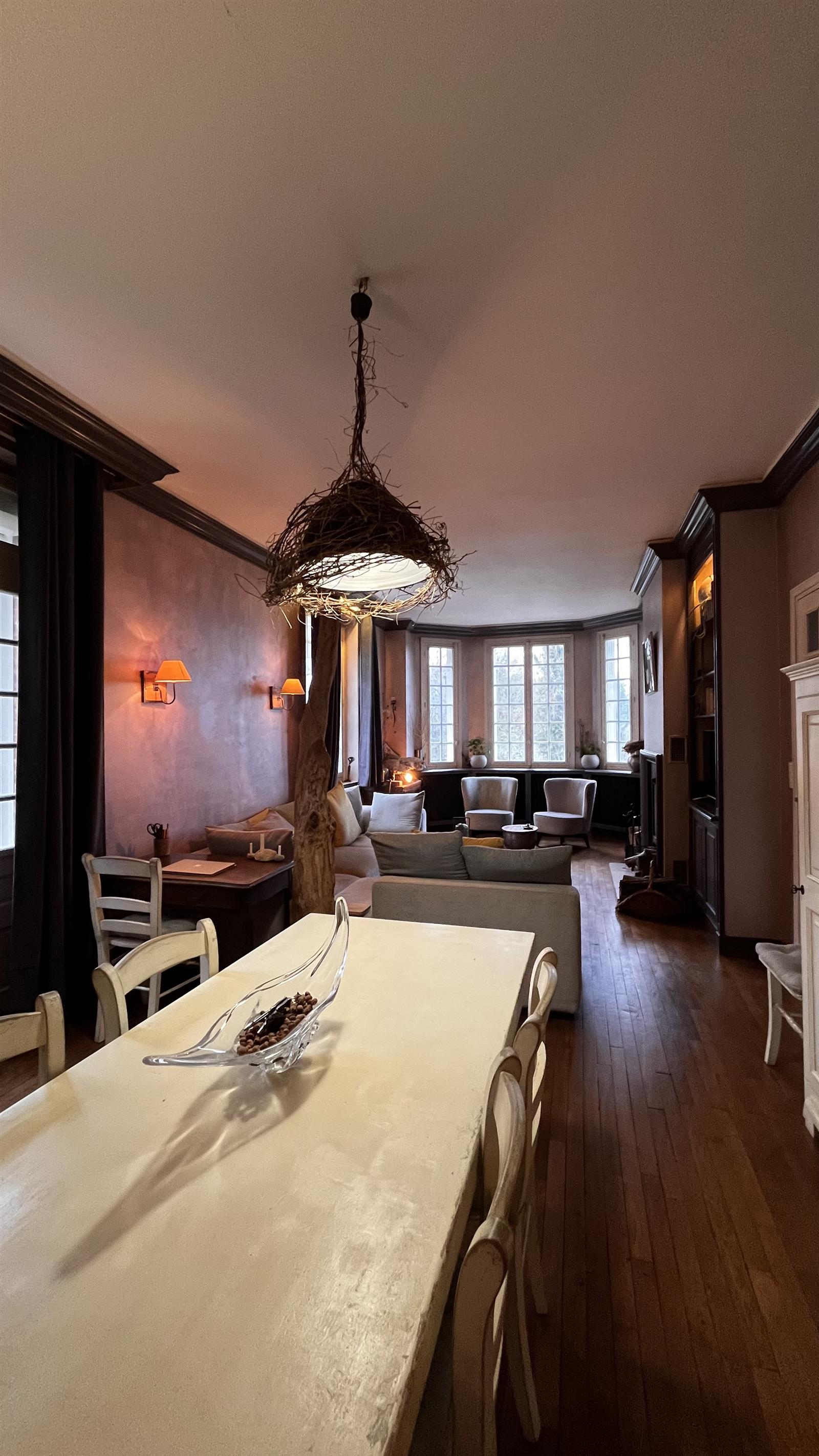 Salon + salle petit déjeuner