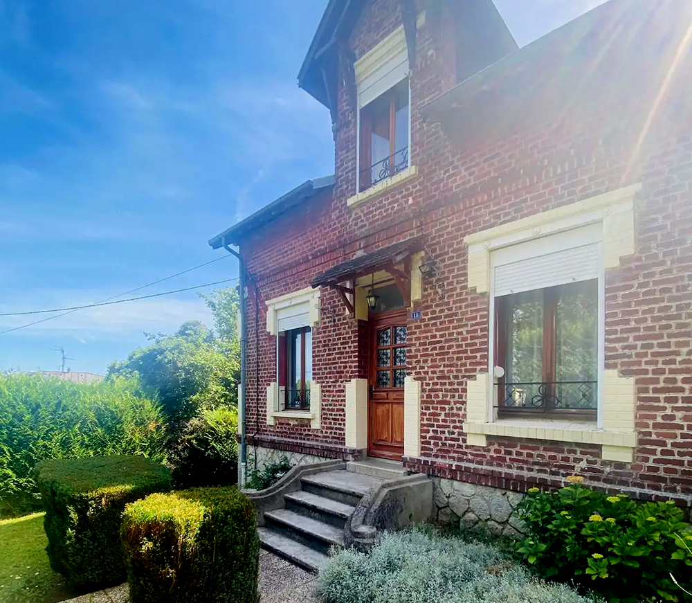 Meublé Chez Ilya II < Laon < Aisne < Hauts-de-France