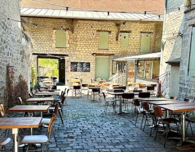 La Cour Pavée Ext 1