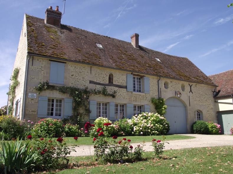 Mouchy le châtel - place