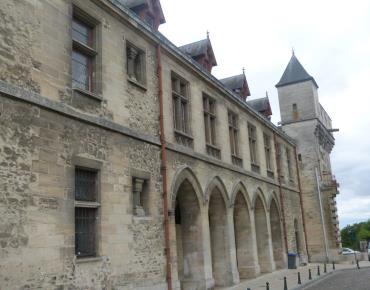 Clermont, hôtel de ville