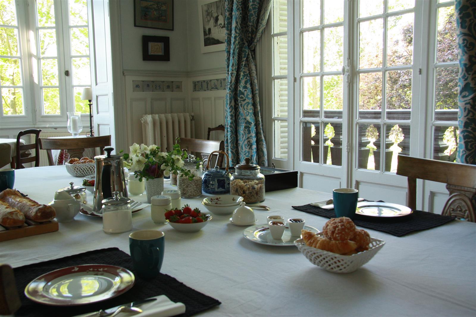 Petit-déjeuner_© Villa du Châtelet_VIT
