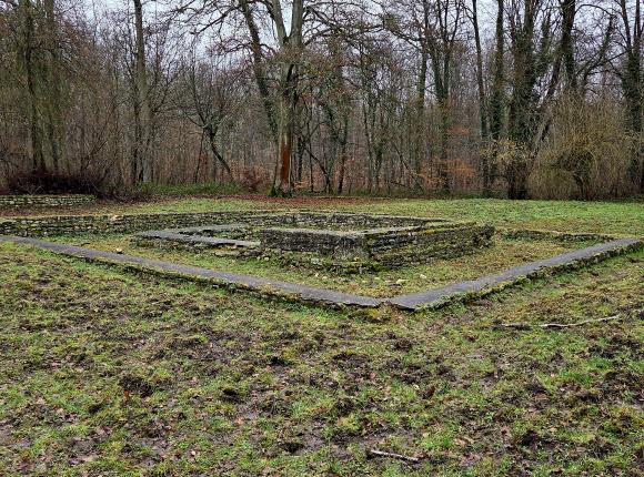 Temple Ognon - Photo utilisateur OiseRando
