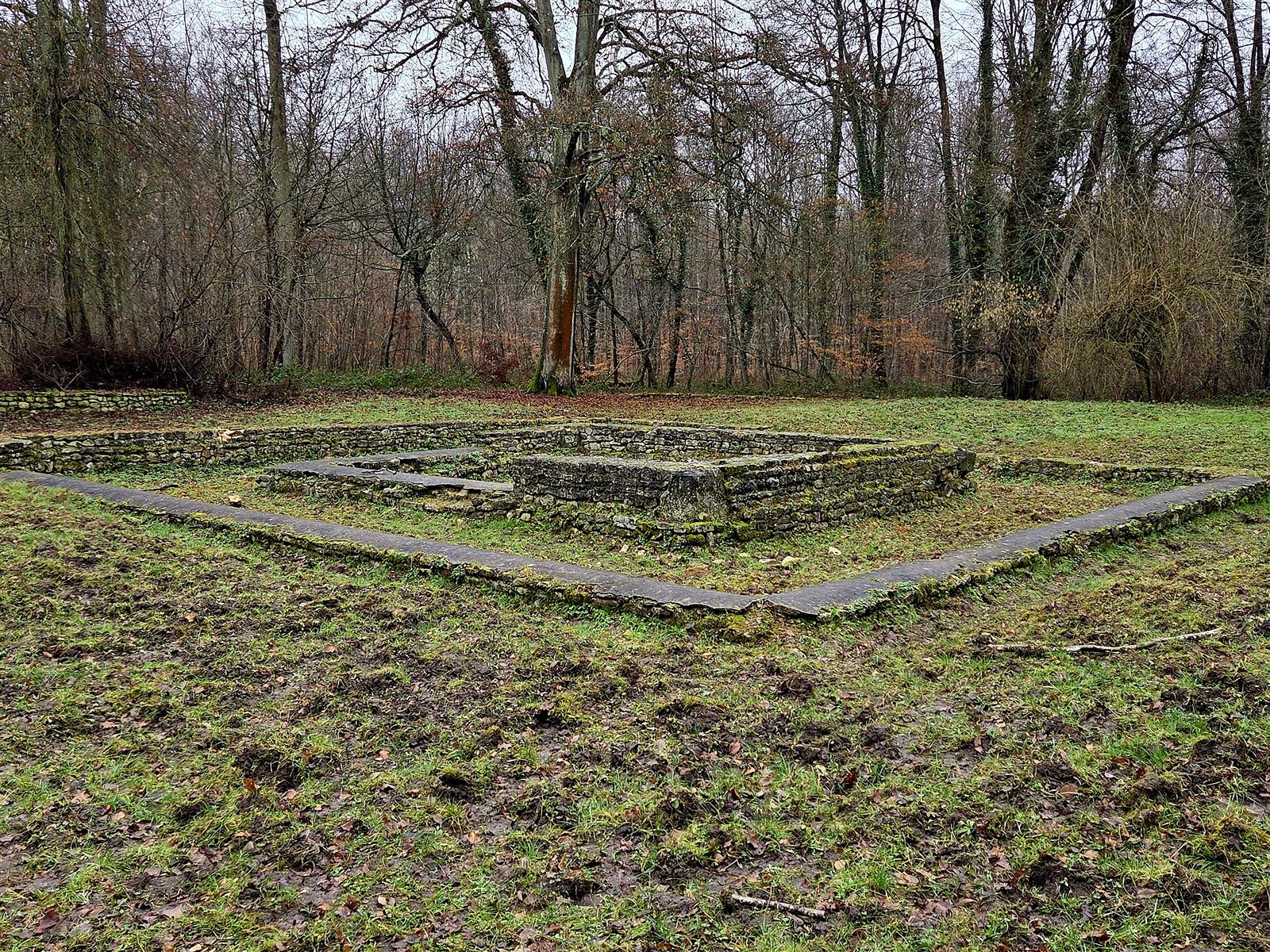 Temple Ognon - Photo utilisateur OiseRando