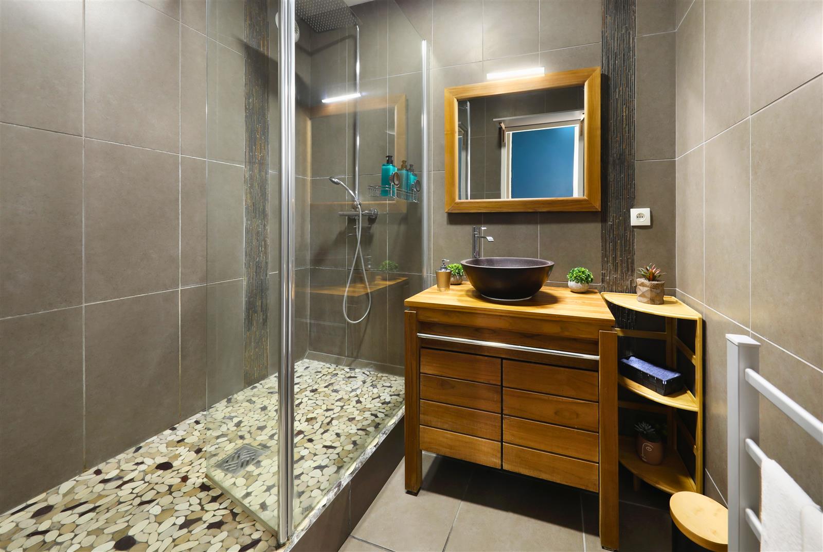 Salle de bains_Le Cocon des Pros'_VIT