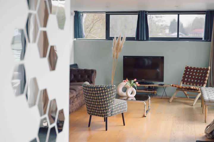 Loft sur l'eau - Le Bon Esprit_Airbnb