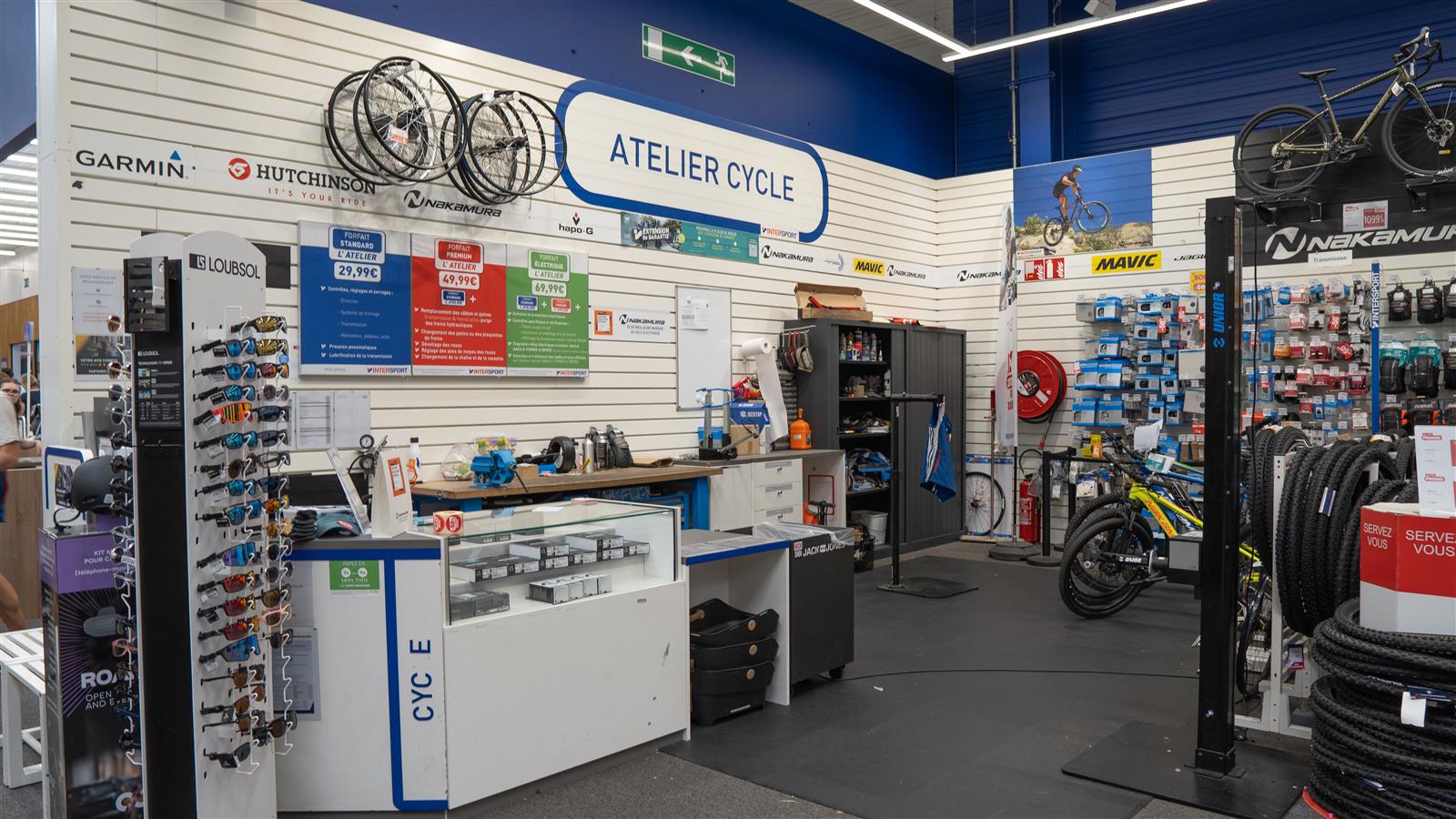 intersport_atelier-reparation-velo_creil-sud-oise-tourisme