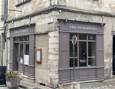 le gril des barbares extérieur