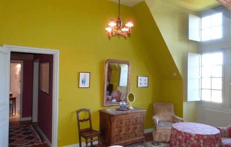 manoir_du_plessis_au_bois - 31-12-2032 - suite familiale du 2eme etage