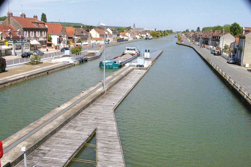 Les becs dans l'eau... ornitho-fluvial - Crédits : CC2V