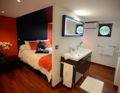 Les Charmes - Péniche privée_Site internet