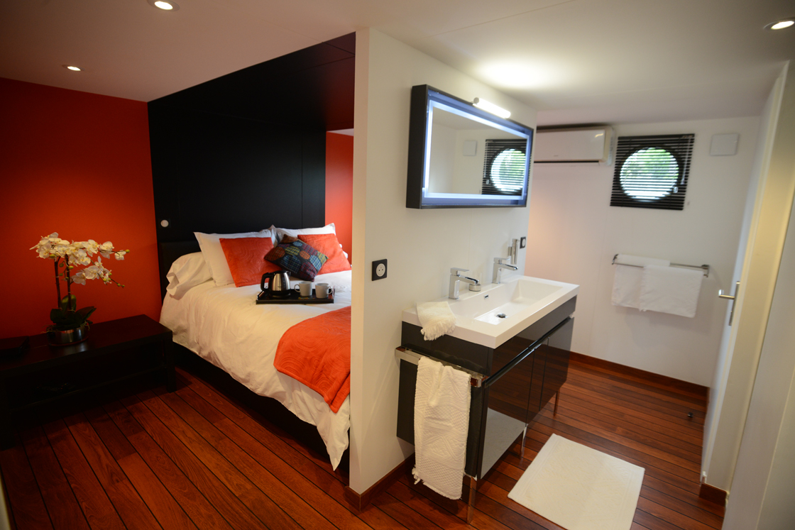 Les Charmes - Péniche privée_Site internet