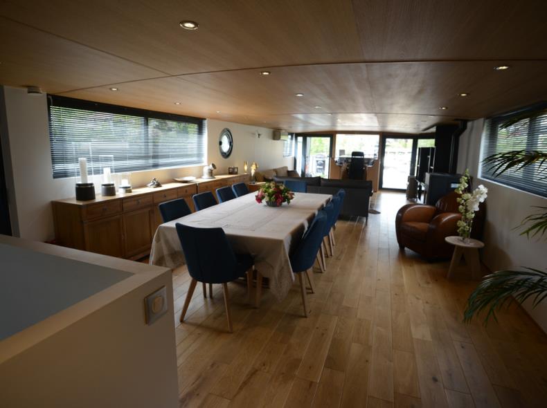 Les Charmes - Péniche privée_Site internet