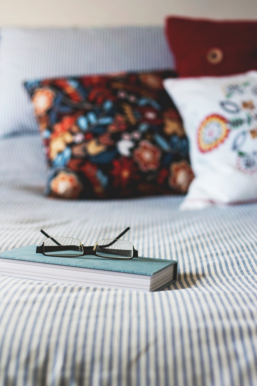 stocksnap-bedroom-2593500_1280