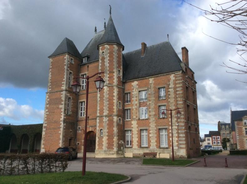 Château Crevecoeur-le-Grand